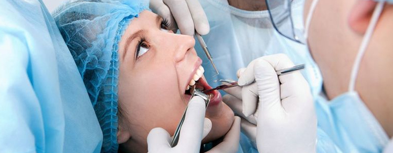 dentista parma chirurgia orale